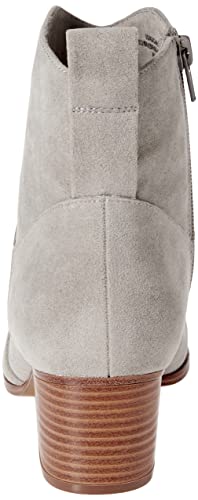 Amazon Essentials Women's Western Ankle Boots with Stacked Heel