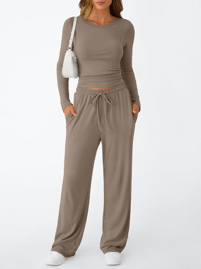 Trendy Queen Women's 2 Piece Matching Lounge Set Long Sleeve Slightly Crop Top Wide Leg Pants Casual Sweatsuit