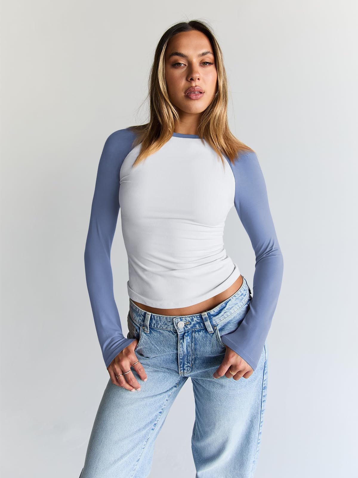Trendy Queen Women's Long Sleeve Shirts Slim Fit Stretchy Color Block Slightly Cropped Tops