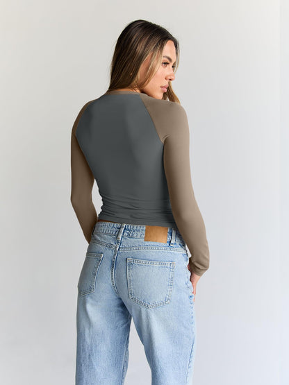 Trendy Queen Women's Long Sleeve Shirts Slim Fit Stretchy Color Block Slightly Cropped Tops