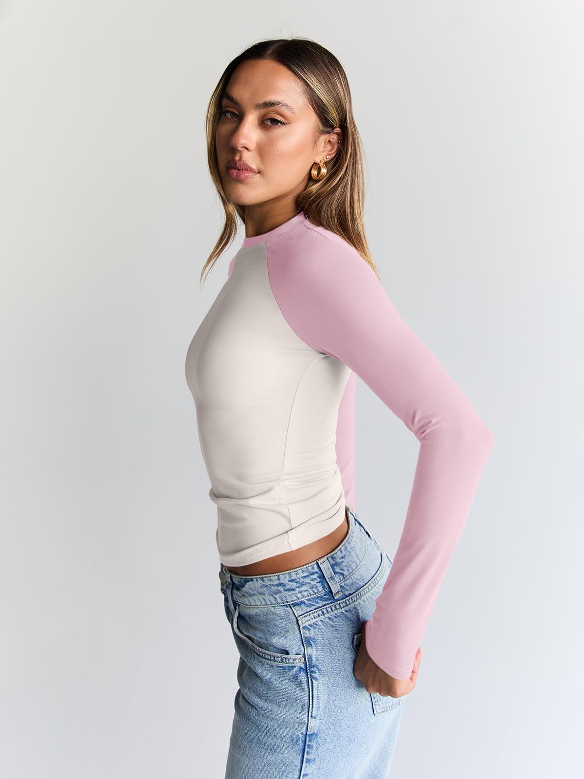 Trendy Queen Women's Long Sleeve Shirts Slim Fit Stretchy Color Block Slightly Cropped Tops