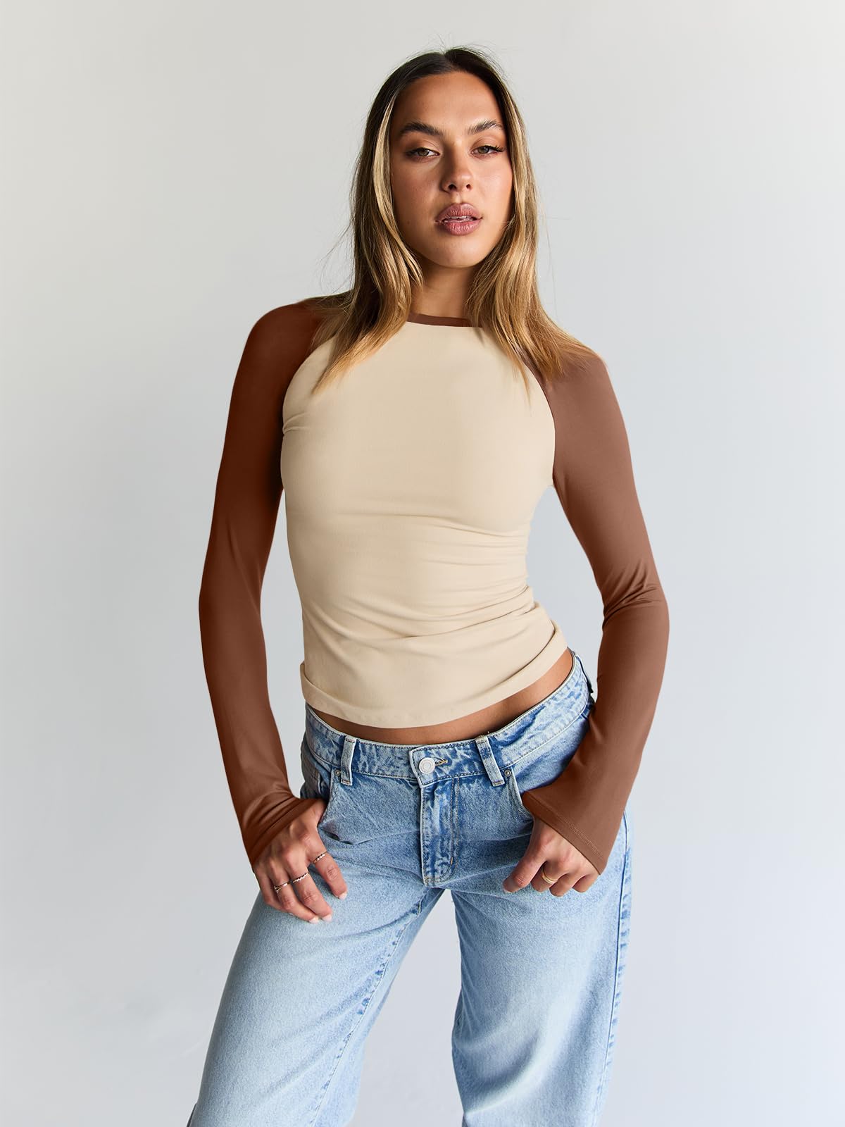 Trendy Queen Women's Long Sleeve Shirts Slim Fit Stretchy Color Block Slightly Cropped Tops