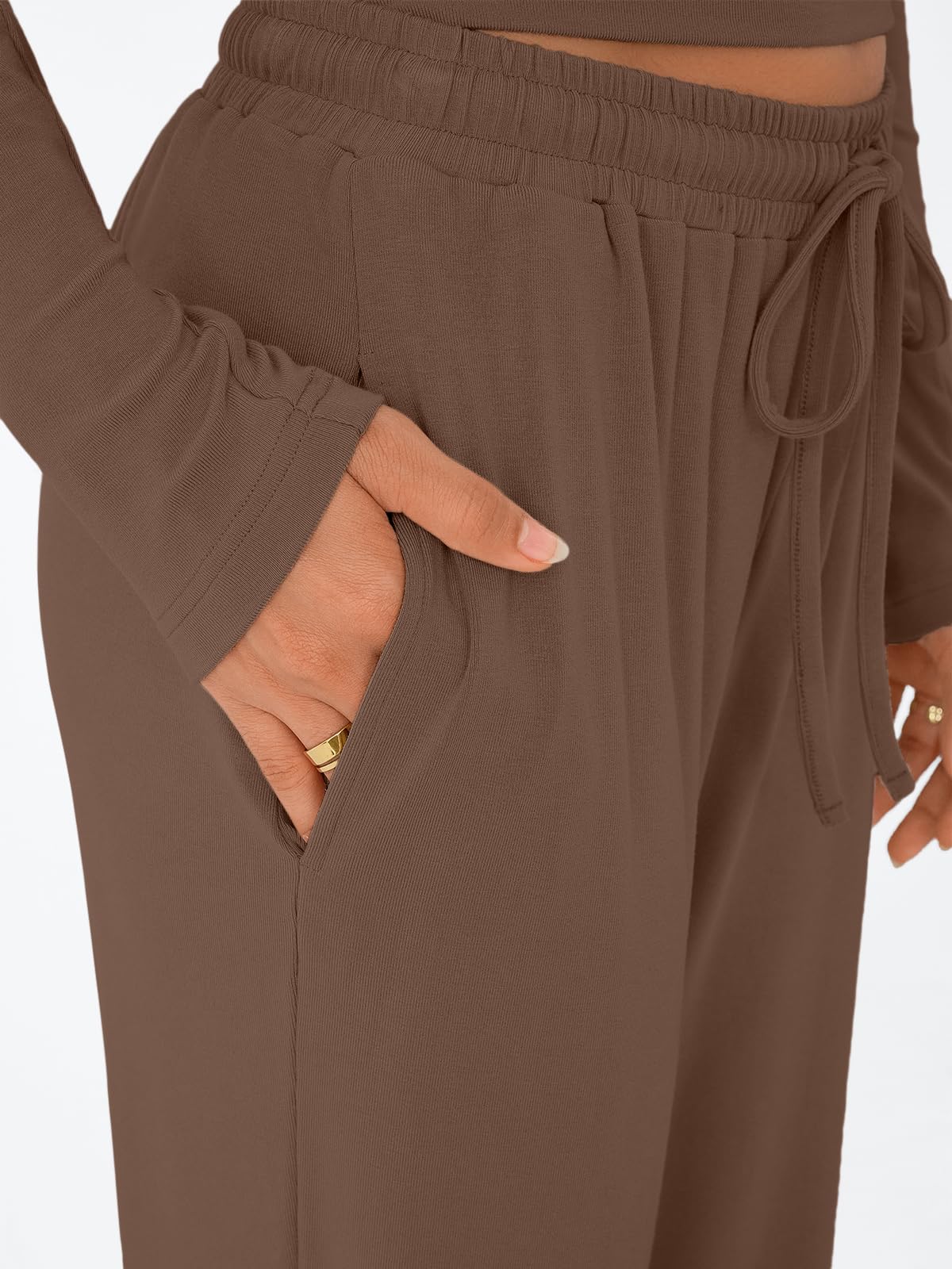Trendy Queen Women's 2 Piece Matching Lounge Set Long Sleeve Slightly Crop Top Wide Leg Pants Casual Sweatsuit