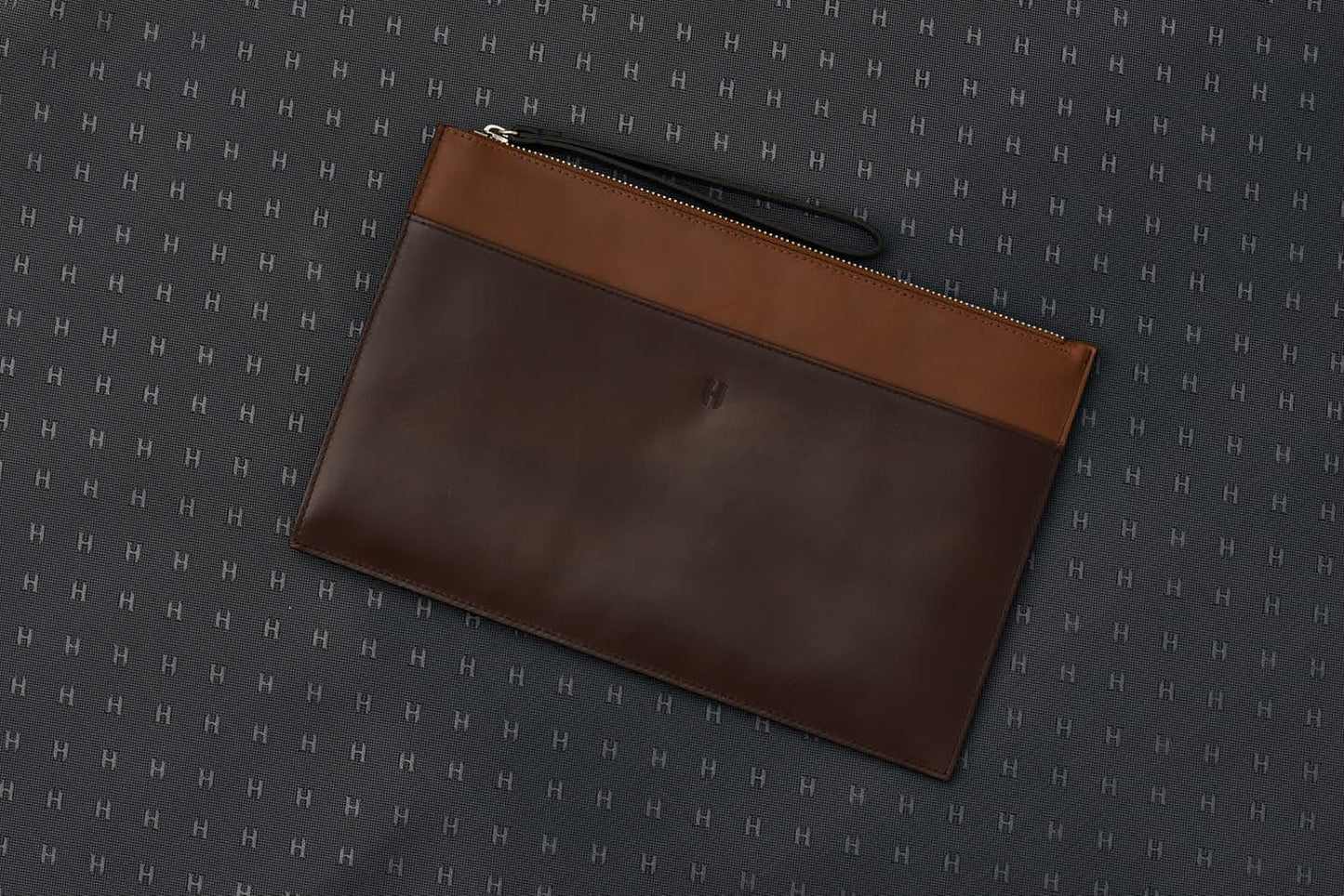Wristlet for Women and Men, Full-Grain Leather Clutch with Zip Closure & RFID Blocking