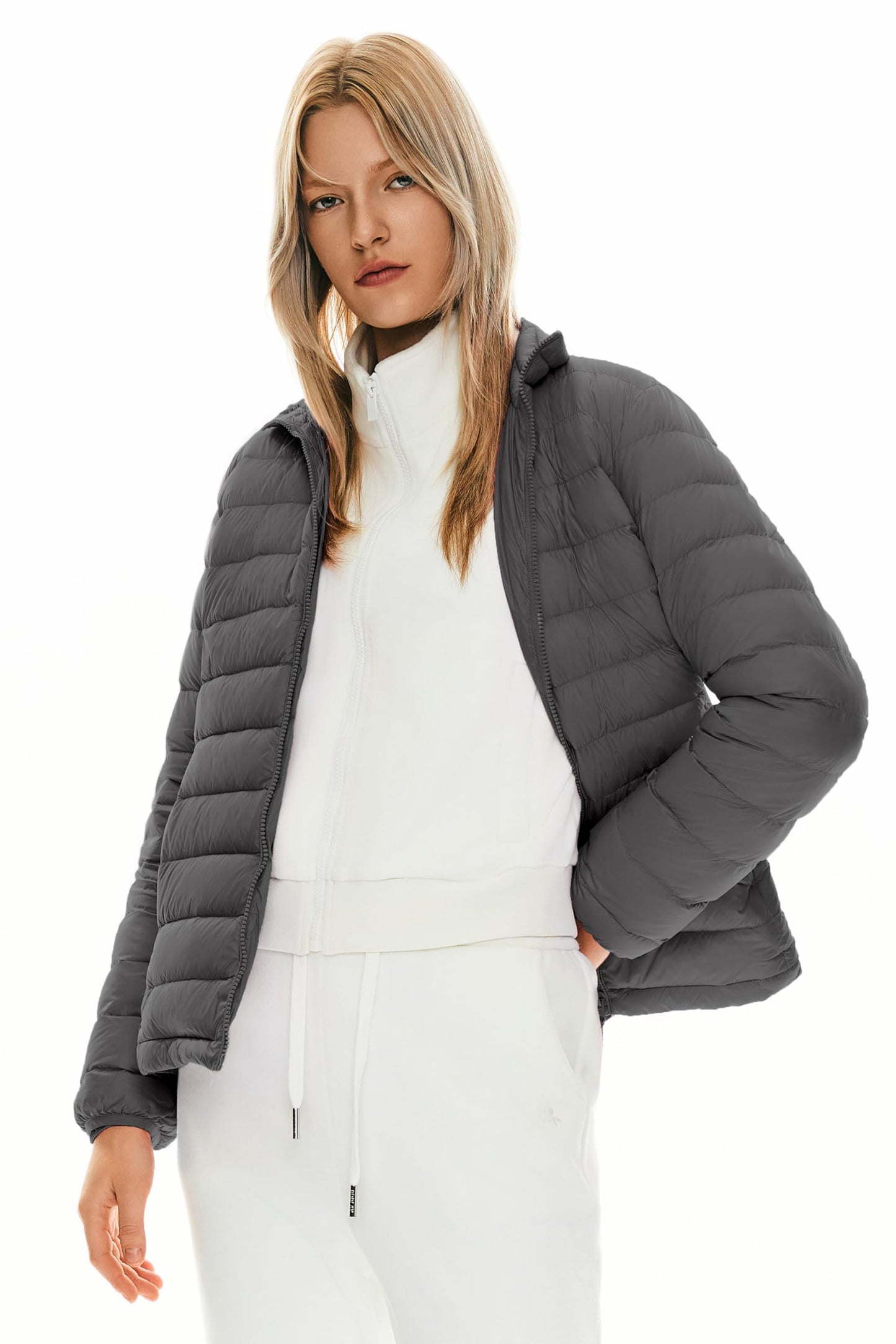 Orolay Women's Lightweight Packable Down Jacket Quilted Puffer Coat with Stand Collar