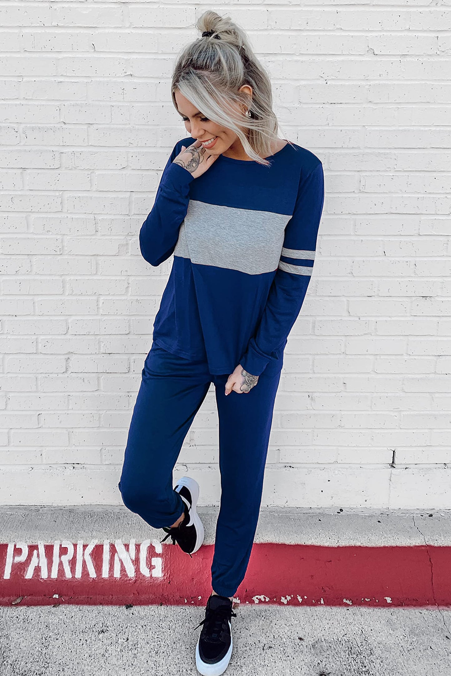 PRETTYGARDEN Womens 2 Piece Sets 2025 Long Sleeve Tops High Waisted Sweatpants Lounge Set Fall Fashion Travel Outfits