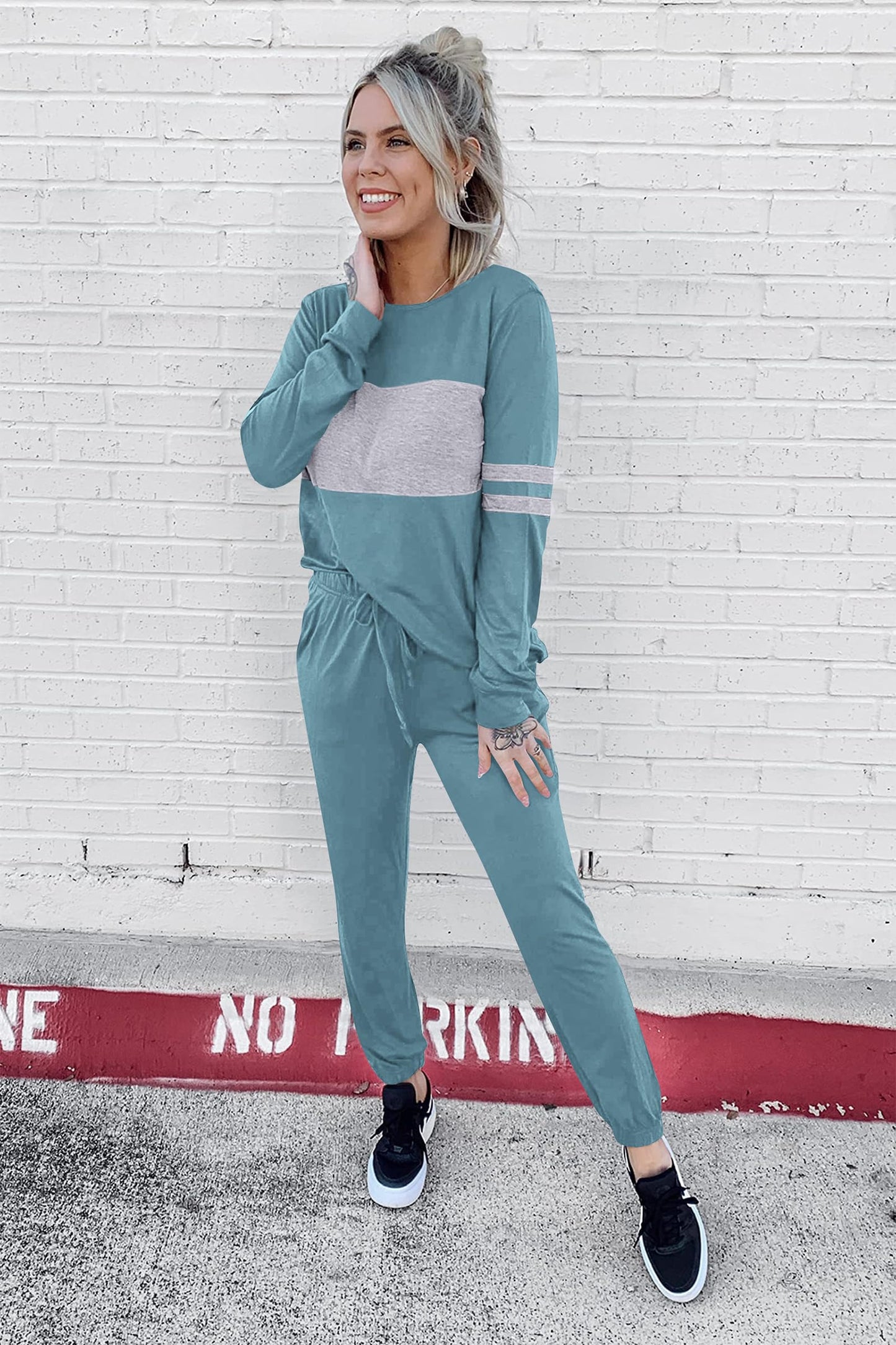 PRETTYGARDEN Womens 2 Piece Sets 2025 Long Sleeve Tops High Waisted Sweatpants Lounge Set Fall Fashion Travel Outfits