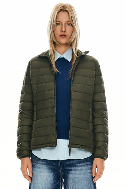 Orolay Women's Lightweight Packable Down Jacket Quilted Puffer Coat with Stand Collar