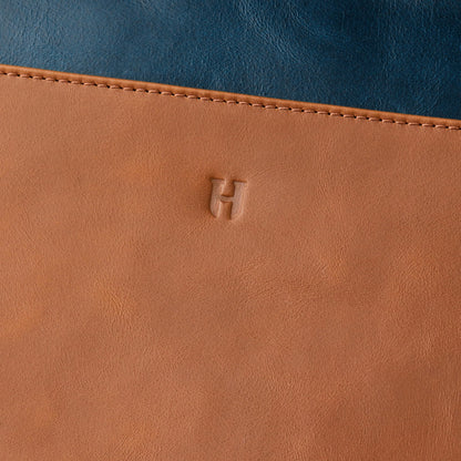 Wristlet for Women and Men, Full-Grain Leather Clutch with Zip Closure & RFID Blocking