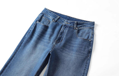 Women's Trendy Mid - Waisted Cropped Straight Leg Boyfriend Capri Jeans with Pockets